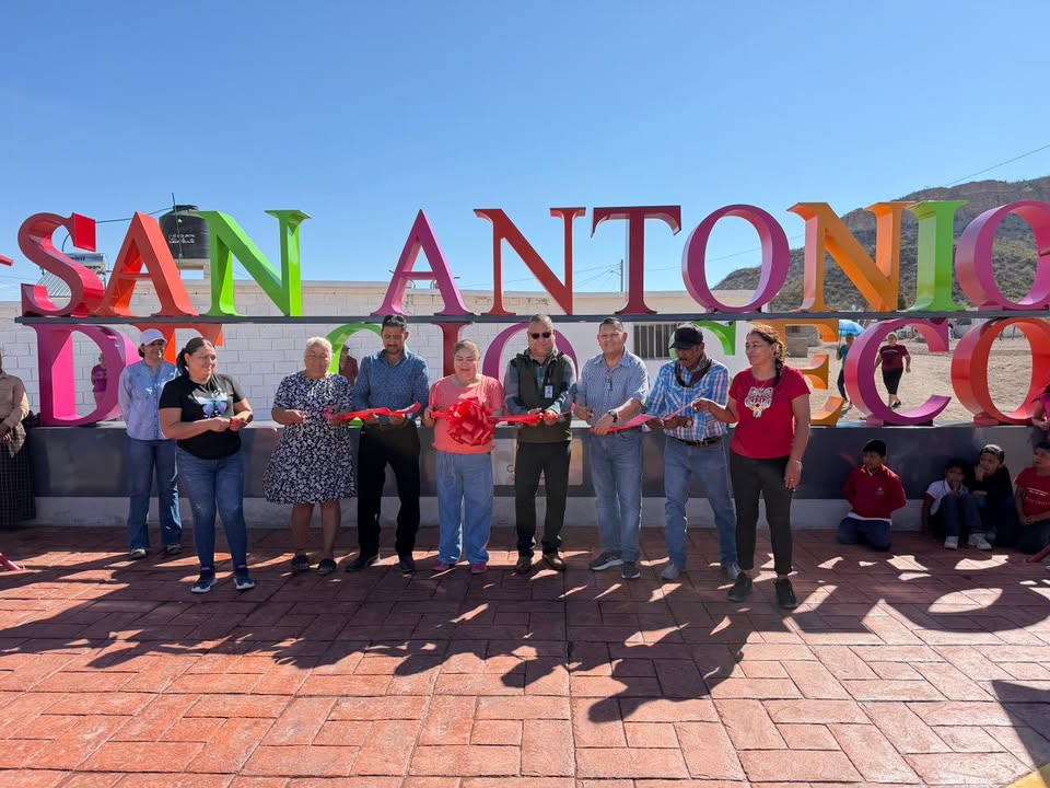🔴✅Entrega de obra en la comunidad de San Antonio de Ojo Seco 🎉🏘️ La Dra. Edith Orozco Mac...