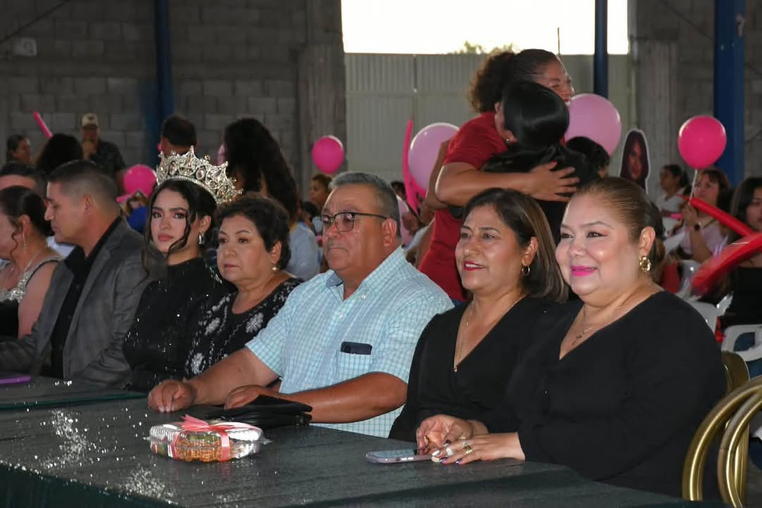 👑✨ ¡Santa Clara está de fiesta! 🎉 Gracias a la invitación y gran anfitrionía de la Mtra. ...