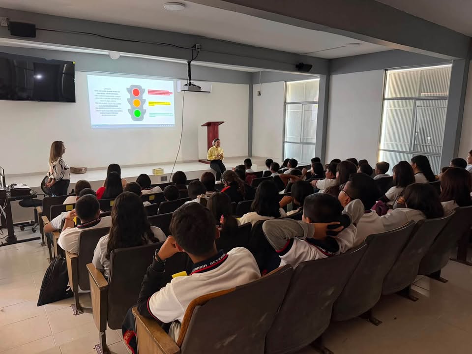 🎗️🌼HABLEMOS DE SALUD MENTAL, HABLEMOS DE VIDA 🎗️🌼 🫂En el marco del 𝐃𝐢́𝐚 𝐌𝐮𝐧𝐝𝐢𝐚𝐥 𝐝𝐞 𝐥𝐚 𝐏𝐫𝐞...