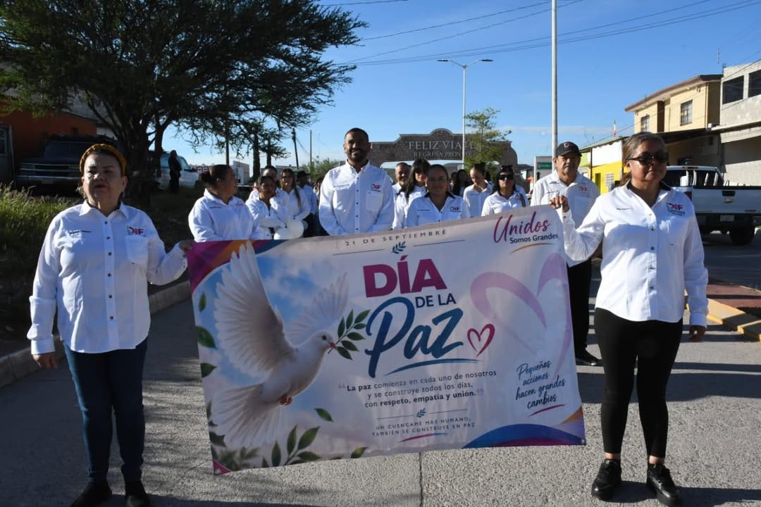 Ésta mañana se llevó a cabo la marcha en conmemoración del Día de La Paz 🕊️🤍encabezada por ...