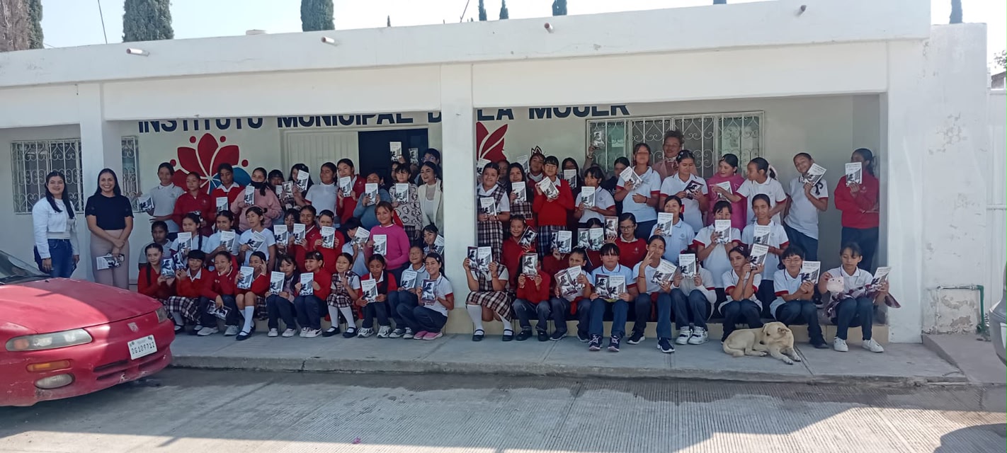 👧🏻💗 Conmemoramos el Día de la Niña en Cuencamé 🌸✨ En el Instituto Municipal de la Mujer...