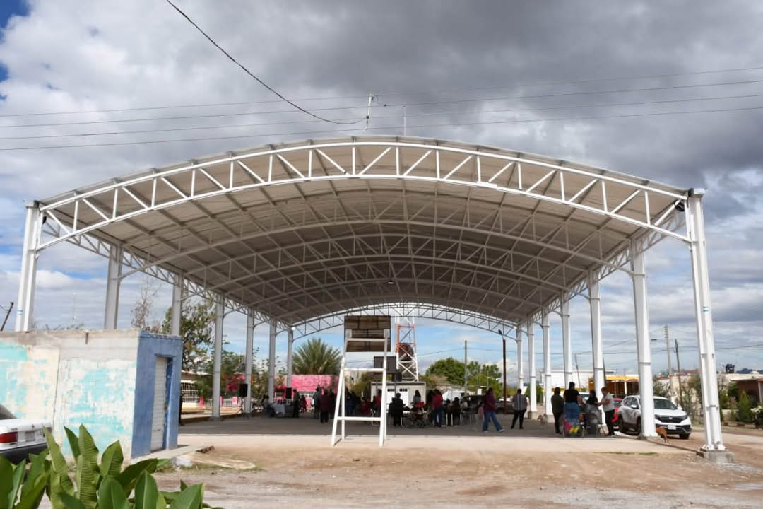 🏗️ ¡𝐋𝐀𝐒 𝐌𝐄𝐑𝐂𝐄𝐃𝐄𝐒 𝐘𝐀 𝐂𝐔𝐄𝐍𝐓𝐀 𝐂𝐎𝐍 𝐍𝐔𝐄𝐕𝐎 𝐃𝐎𝐌𝐎! Gracias a las gestiones de la 𝐃𝐫𝐚. Edith Orozco M...